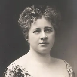 Portrait of Laura Hilgermann