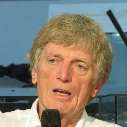 Portrait of Kent Anderson