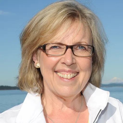 Portrait of Elizabeth May