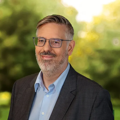 Portrait of Ralph Schallmeiner