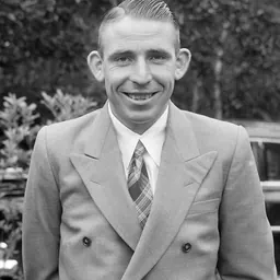 Portrait of Nico van Est