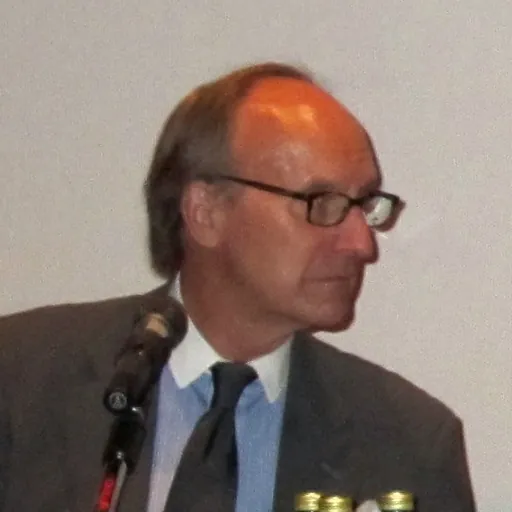 Portrait of Warren Hoge