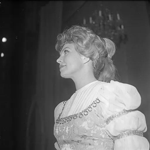 Portrait of Eva Bergh