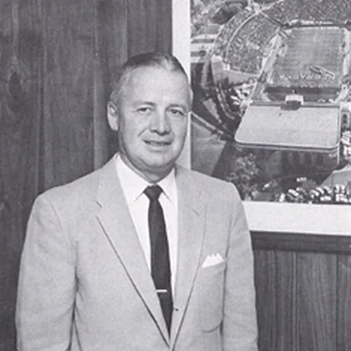Portrait of Tippy Dye