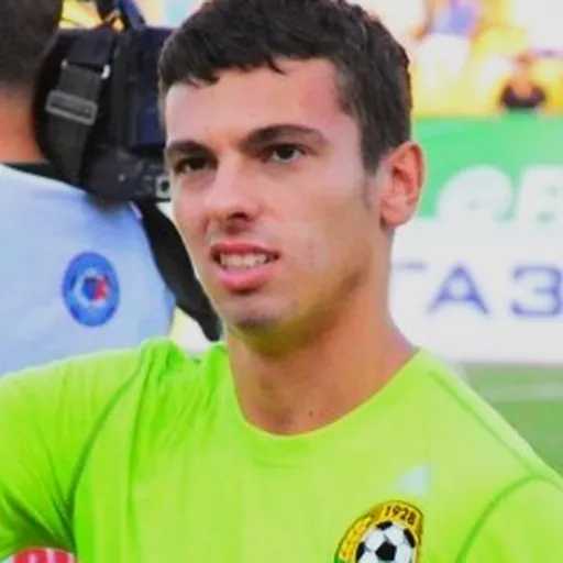 Portrait of Gonzalo Bueno