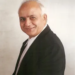 Portrait of Ramesh Talwar