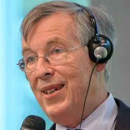 Portrait of François Heisbourg