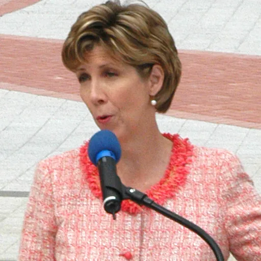 Portrait of Cathy Cox