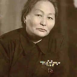 Portrait of Sükhbaataryn Yanjmaa