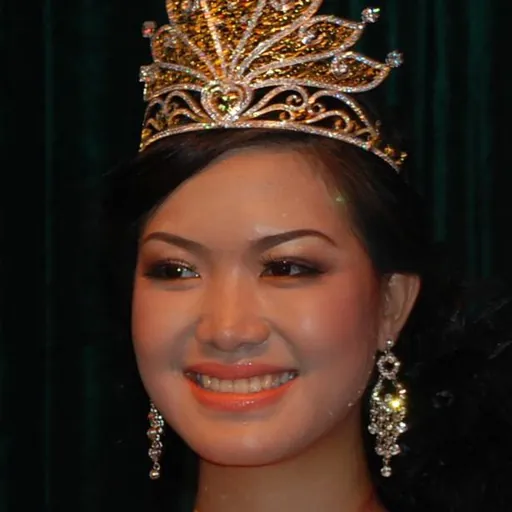 Portrait of Trần Thị Thùy Dung