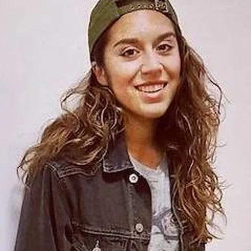 Portrait of Chelcee Grimes