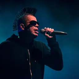 Portrait of Faderhead