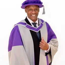 Portrait of Shaun Wallace