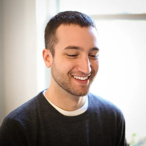 Portrait of Loren Brichter