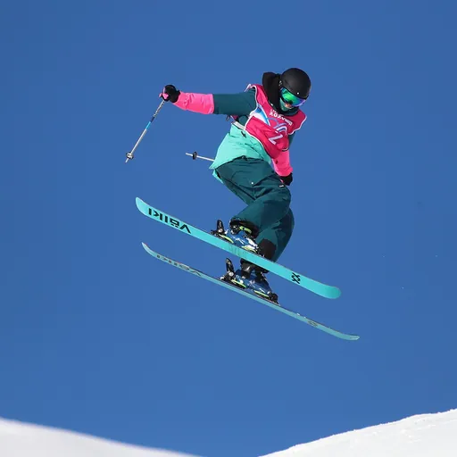 Portrait of Kirsty Muir