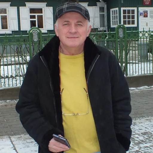Portrait of Leanid Marakou
