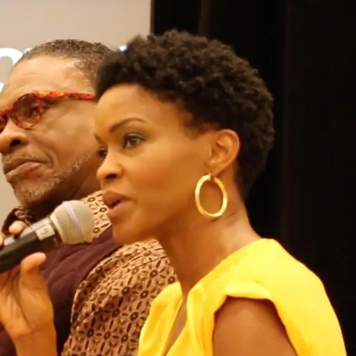 Portrait of Kim Hawthorne