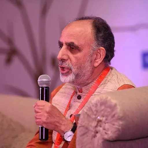 Portrait of Ayaz Rasool Nazki