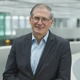Portrait of Martin Neumann