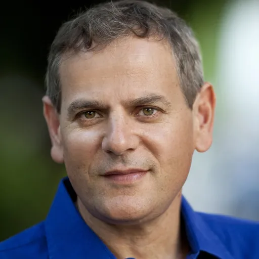 Portrait of Nitzan Horowitz