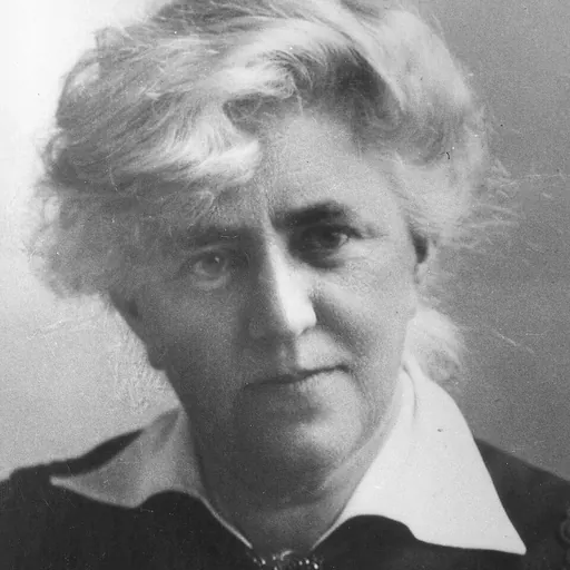 Portrait of Sara Christie