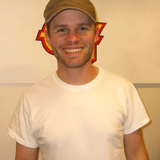 Portrait of Chris Raab