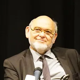 Portrait of Robert Hue