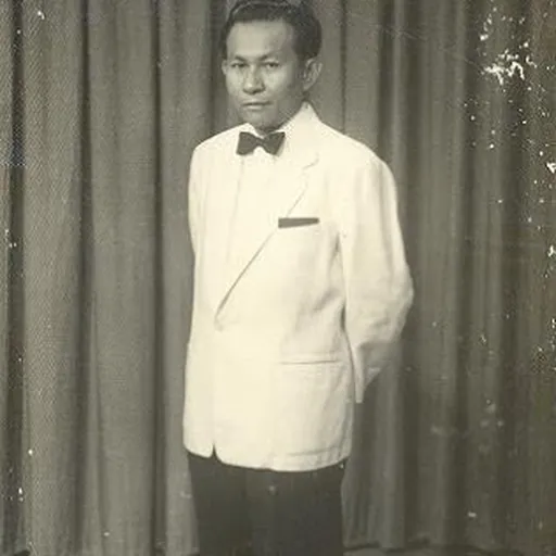 Portrait of Winai Chulabutsapa