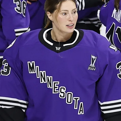 Portrait of Lauren Bench