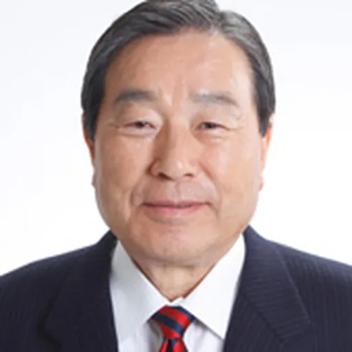 Portrait of Ken Kagaya