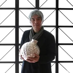 Portrait of Hiroshi Suzuki