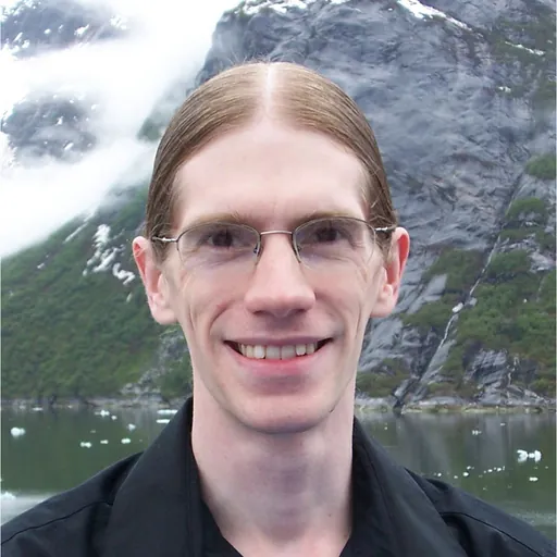Portrait of Curtis Huttenhower