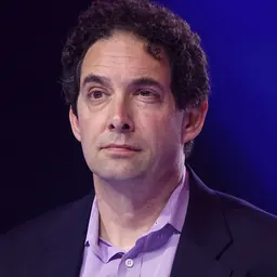 Portrait of Alex Berenson