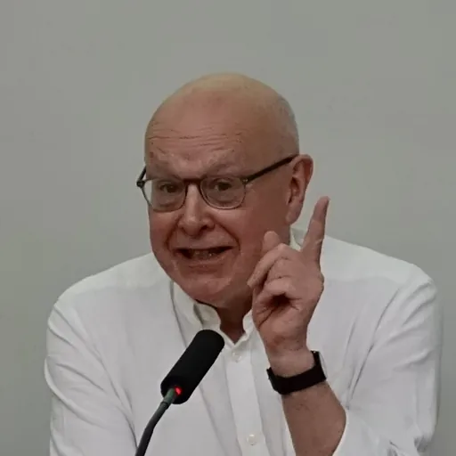 Portrait of Ray Pawson