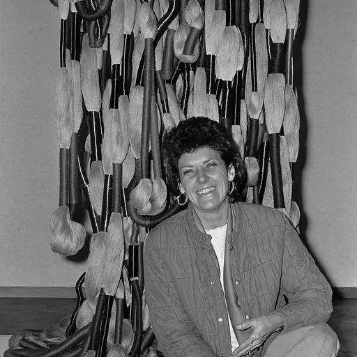 Portrait of Sheila Hicks