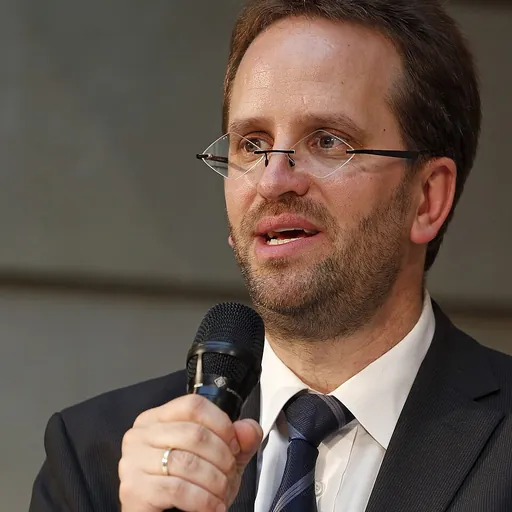 Portrait of Klaus Müller