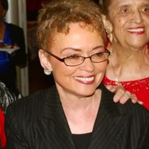 Portrait of Sharon Pratt