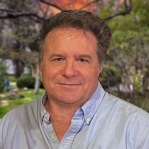 Portrait of Stephen Sachs