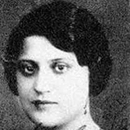 Portrait of Lilika Naku