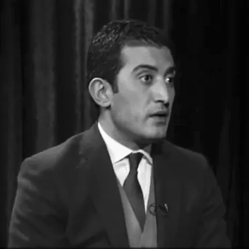 Portrait of Roozbeh Aliabadi