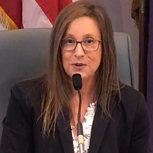 Portrait of Liz Linehan