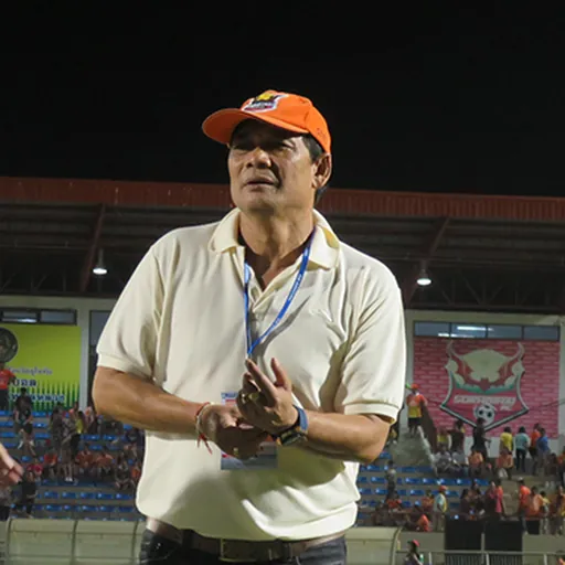 Portrait of Somchai Chuayboonchum