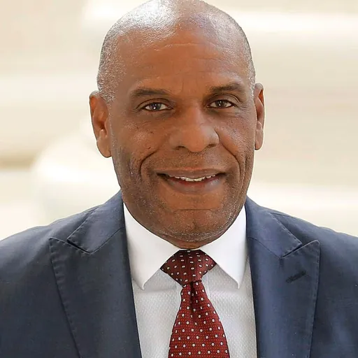 Portrait of Steven Bradford
