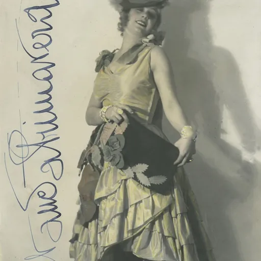Portrait of Nanda Primavera