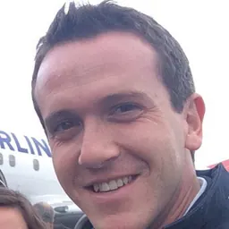 Portrait of Mark Lowen