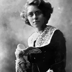 Portrait of Daphne Mayo
