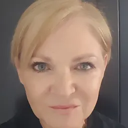 Portrait of Christine Cooper
