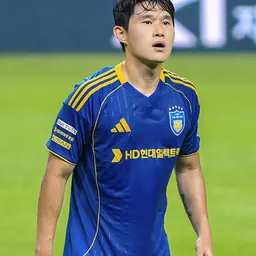 Portrait of Lee Dong-gyeong