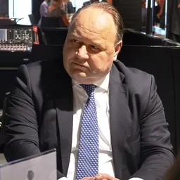Portrait of Henk Otten
