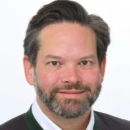 Portrait of Lukas Mandl